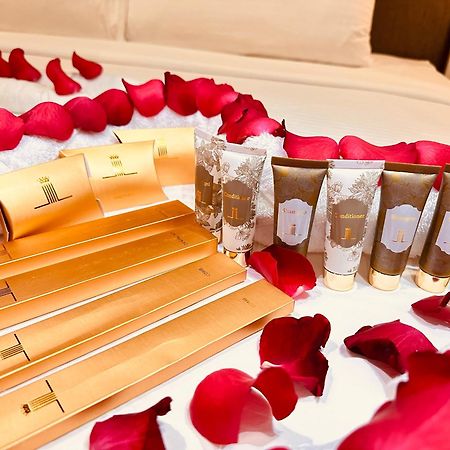 Crown Suites Tropicana Klcc Kuala Lumpur City Center Екстер'єр фото
