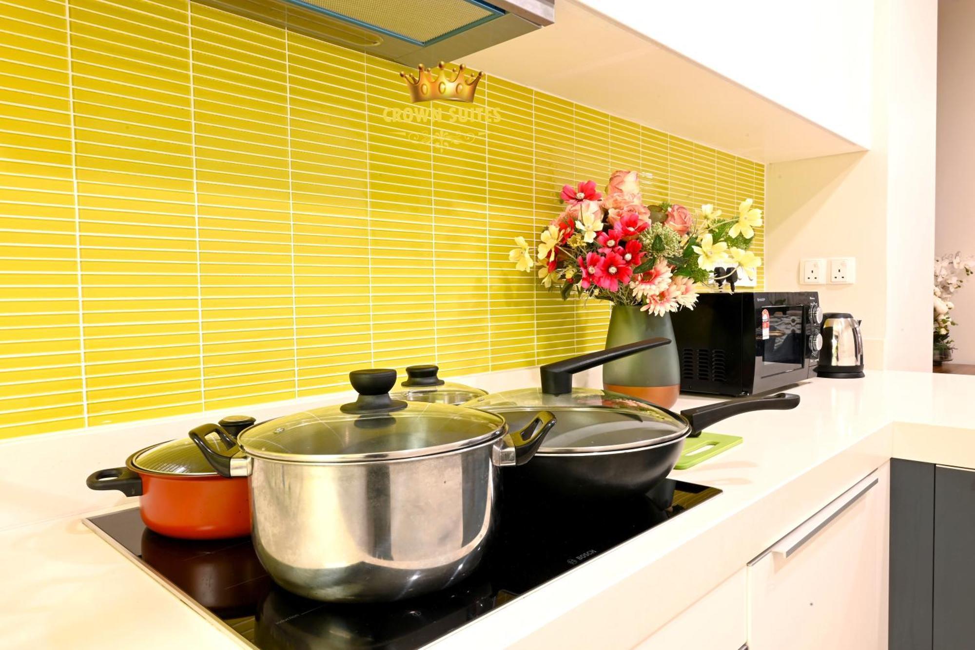 Crown Suites Tropicana Klcc Kuala Lumpur City Center Екстер'єр фото