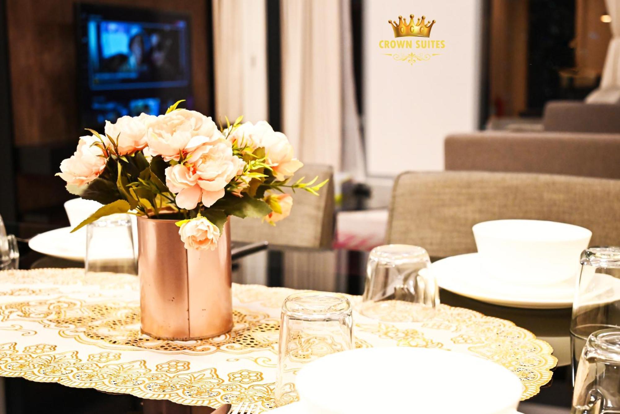 Crown Suites Tropicana Klcc Kuala Lumpur City Center Екстер'єр фото